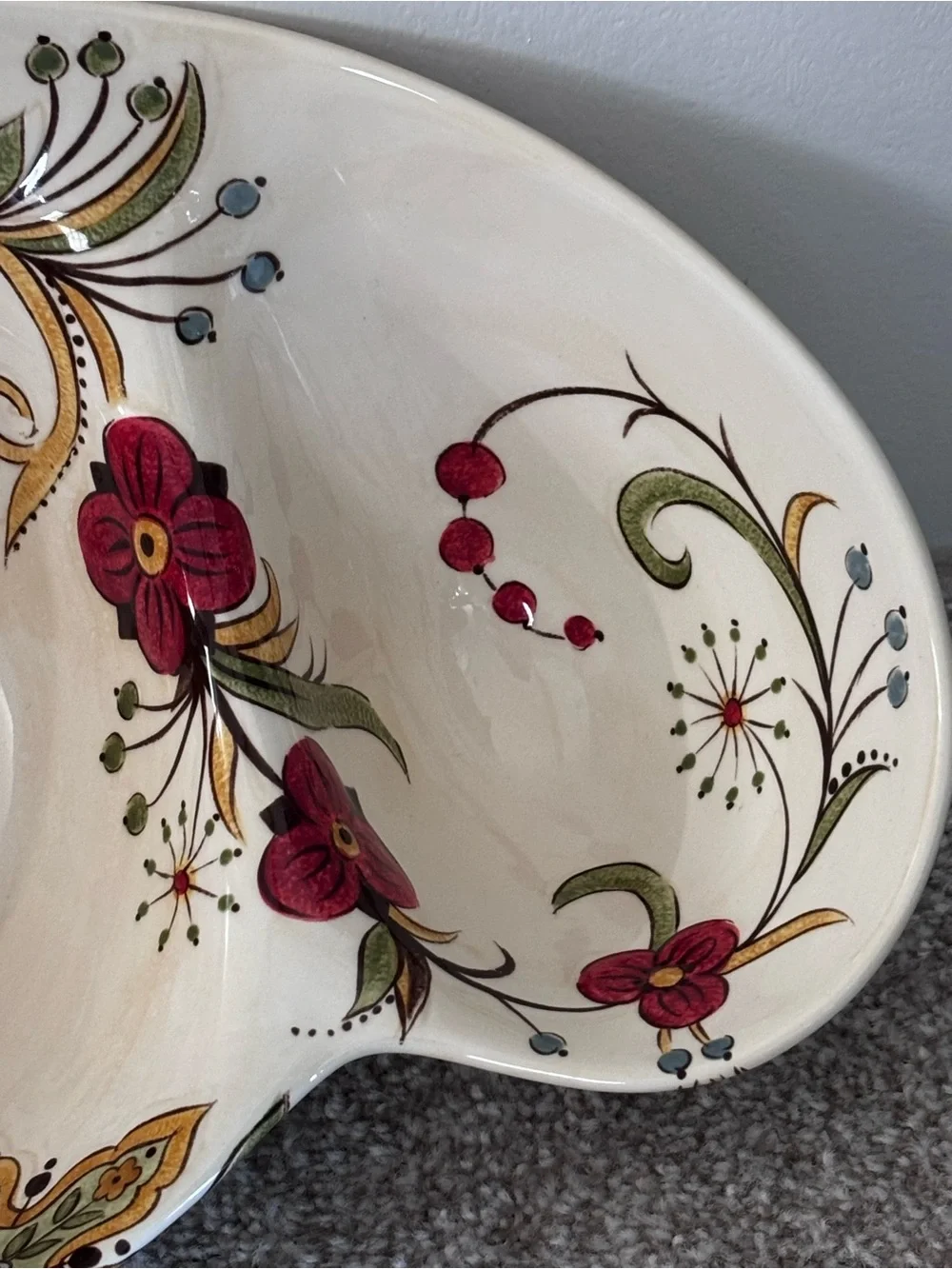 Pier 1 Imports Earthenware Carynthum Chip/Dip/ Serving Dish Bowl Beautiful